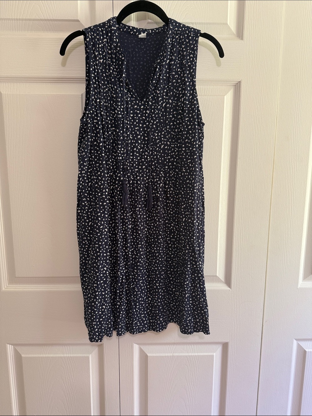 Old Navy Navy and White Sleeveless V-Neck Mini Dress
